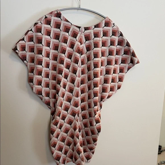 SummumGeometric Patterned Women's Top - Picture 3 of 4